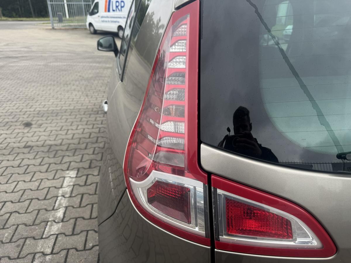 Renault Scenic 3 original R&uuml;cklicht R&uuml;ckleuchte Schlussleuchte au&szlig;en links Bj.2009
